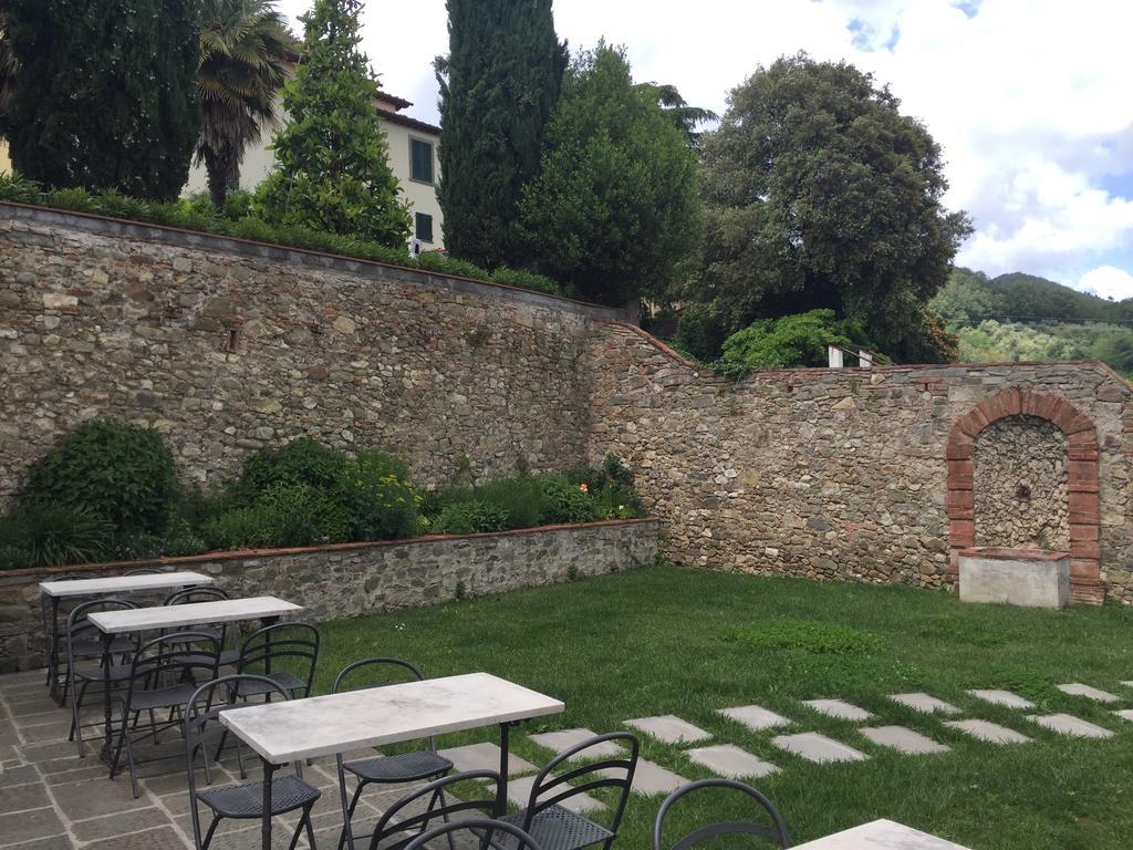 Palazzo Boccella Hostal Villa Basilica Exterior foto