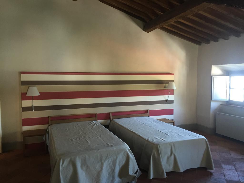 Palazzo Boccella Hostal Villa Basilica Habitación foto
